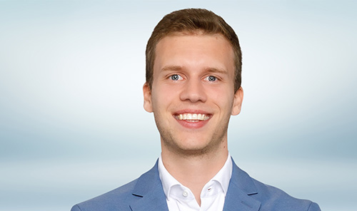 Maximilian Cypris, Immobilienmaklerin bei Rudi Dräxler Immobilien